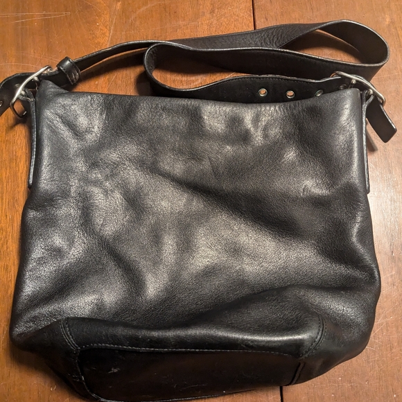 Coach black leather bucket bag - Picture 2 of 7
